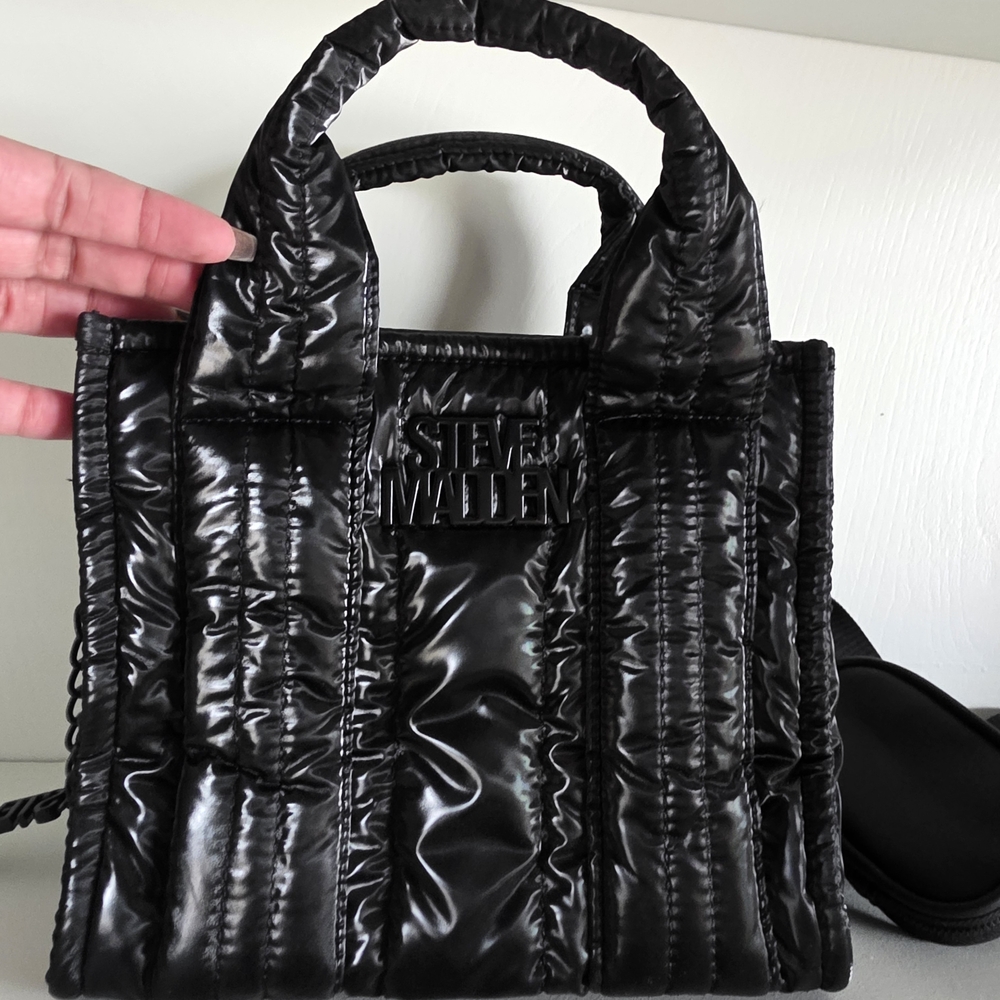 Steve Madden Puffet Bag